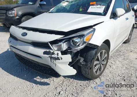2021 Kia Rio S z USA, uszkodzony, nr VIN 3KPA24AD6ME415957